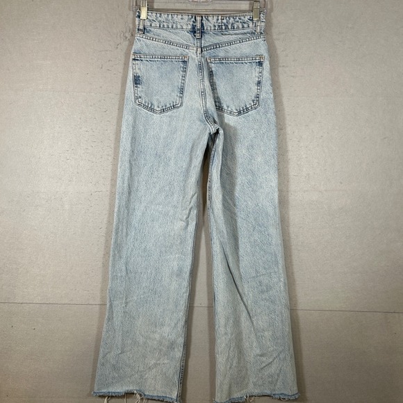 Zara Jeans Womes Size 2 High Rise Wide Leg Light Wash Raw Hem Denim - Picture 2 of 8